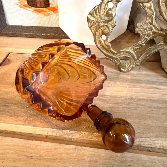 Vintage Art Deco Dark Amber Glass Perfume Bottle With Stopper - Picture 5 of 5